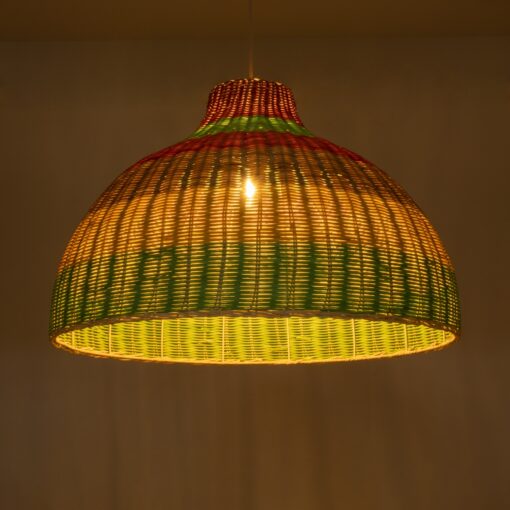 GloboStar® CABALLEROS 02054 Boho Κρεμαστό Φωτιστικό Οροφής Μονόφωτο 1 x E27 AC220-240V IP20 – Φ70 x Υ48cm – Πράσινο με Κίτρινο και Μπεζ με Κόκκινο Ξύλινο Μπαμπού Πλέγμα Καμπάνα – 5 Χρόνια Εγγύηση