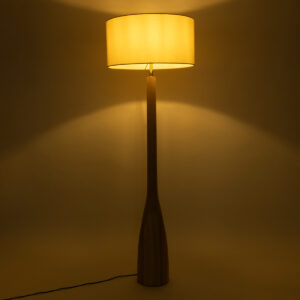 GloboStar® BERKBAY 02318 Boho Επιδαπέδιο Φωτιστικό Μονόφωτο 1 x E27 AC220-240V IP20 – Φ50 x Υ150cm – Μπεζ Ξύλινο με Μπεζ Υφασμάτινο Καπέλο – 5 Χρόνια Εγγύηση