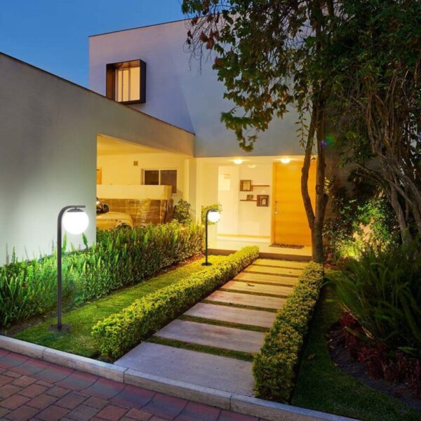 Επιδαπέδιο αδιάβροχο φωτιστικό κολωνάκι 1xE27 με μαύρο και opal σώμα IP44 V-TAC – 10421