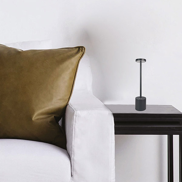 ΠΟΡΤΑΤΙΦ ΑΦΗΣ ΕΠΑΝΑΦΟΡΤΙΖΟΜΕΝΟ LED 4W DIMMABLE ΜΑΥΡΟ EUROLAMP – 144-70007