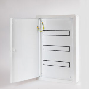 ΠΙΝΑΚΑΣ ΧΩΝΕΥΤΟΣ ΜΕΤΑΛΛΙΚΟΣ  3X16 ΘΕΣΕΩΝ IP30 EUROLAMP – 147-31122