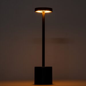 GloboStar® JOJO 76523 Μοντέρνο Επιτραπέζιο Φωτιστικό Πορτατίφ LED 1.5W 105lm 120° DC 5V Επαναφορτιζόμενο με Μπαταρία Li-ion 1800mAh – Διακόπτη Αφής με 3 Εναλλαγές Φωτισμού CCT Θερμό – Φυσικό – Ψυχρό 1500K – 4500K – 6000K Dimmable – D8 x H34cm – Χρυσό