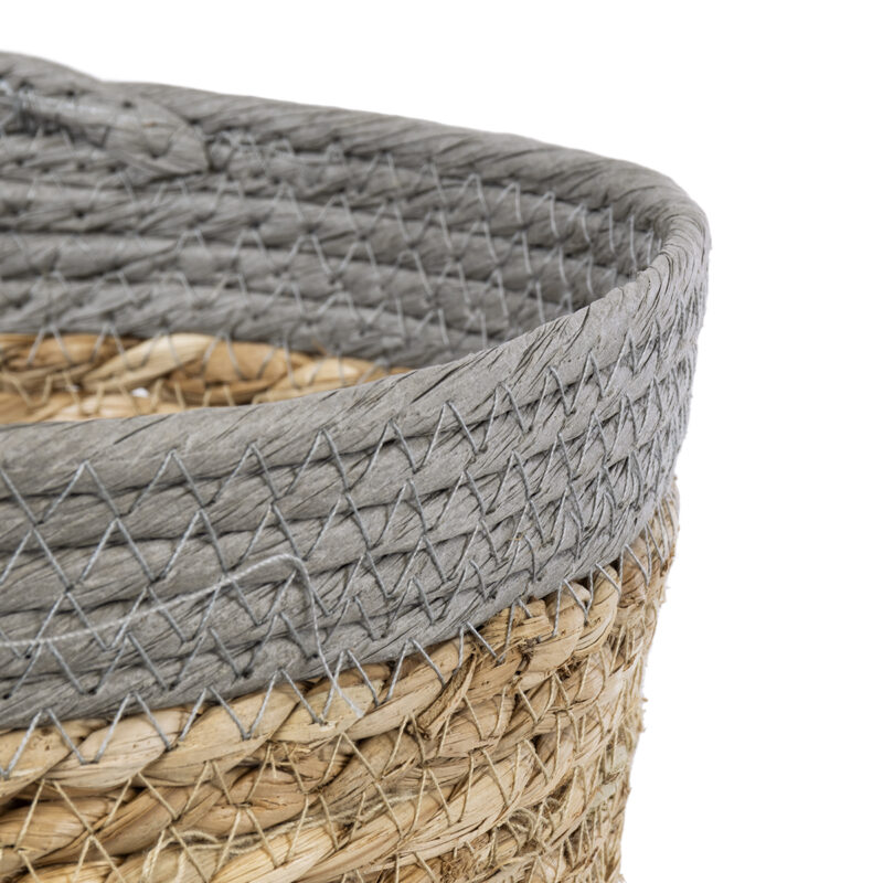 GloboStar® Artificial Garden ANTIPAROS 20288 Διακοσμητικό Πλεκτό Καλάθι – Κασπώ Γλάστρα – Flower Pot Μπεζ με Γκρι Φ18cm x Υ15cm