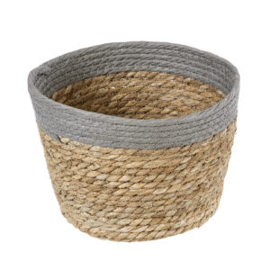 GloboStar® Artificial Garden ANTIPAROS 20289 Διακοσμητικό Πλεκτό Καλάθι – Κασπώ Γλάστρα – Flower Pot Μπεζ με Γκρι Φ22cm x Υ15cm