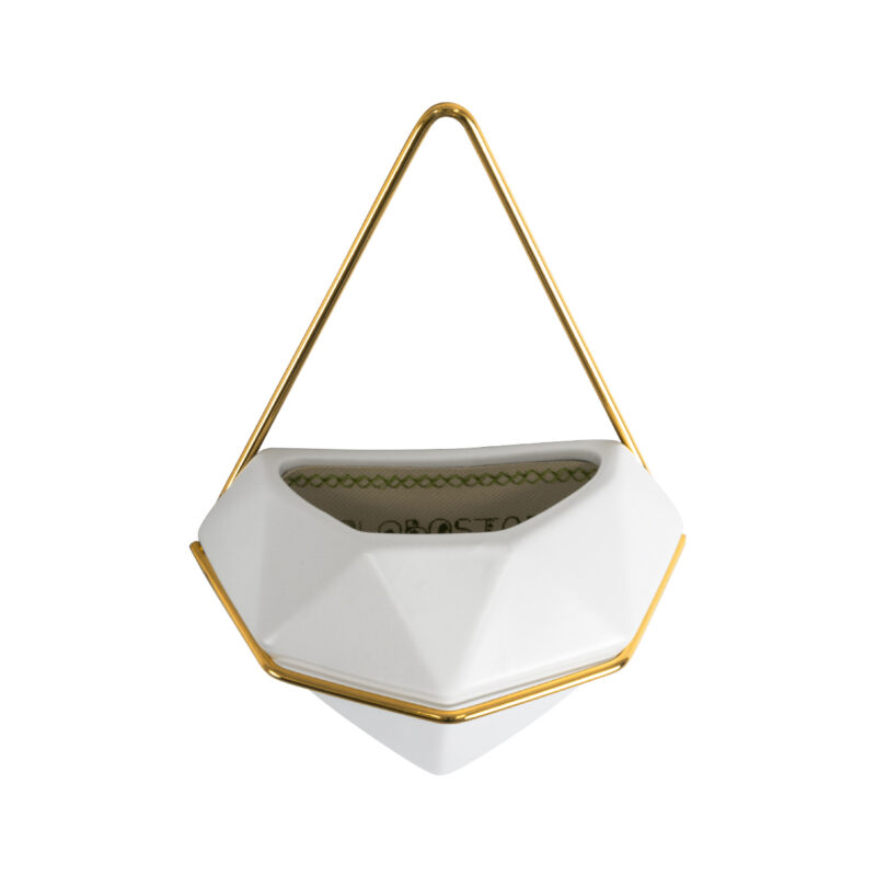 GloboStar® Artificial Garden LOUVRE 20533 Διακοσμητικό Κεραμικό Κασπώ Γλάστρα – Flower Pot Λευκό με Χρυσό Μ15 x Π8 x Υ24cm