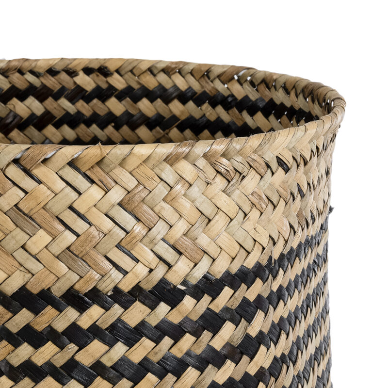 GloboStar® Artificial Garden INDIANA 20585 Διακοσμητικό Πλεκτό Καλάθι – Κασπώ Γλάστρα – Flower Pot Καφέ με Μαύρο Φ19.5 x Υ26cm