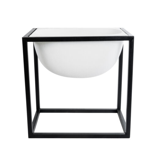 GloboStar® Artificial Garden FIORI 20754 Επιδαπέδιο Μεταλλικό Τσιμεντένιο Κασπώ Γλάστρα – Flower Pot Λευκό με Μαύρο Μ60 x Π40 x Υ60cm