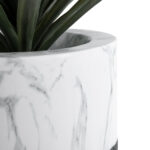 GloboStar® Artificial Garden ALMUDENA 20769 Επιδαπέδιο Πολυεστερικό Τσιμεντένιο Κασπώ Γλάστρα – Flower Pot Μαύρο με Λευκό Φ36 x Υ60cm