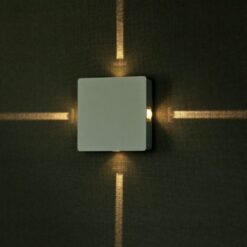 LED απλίκα 4W τετράγωνη 3000K θερμό λευκό με λευκό σώμα IP65 V-TAC – 218209