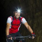 Φακός Κεφαλής Επαναφορτιζόμενος LED 3W RGBW IP44 Μαύρος V-TAC – 23339VT