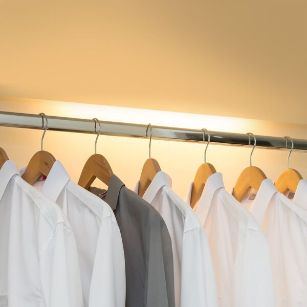 Επαναφορτιζόμενο Φωτιστικό Ντουλάπας LED με Αισθητήρα Κίνησης  2.5W 60cm Φυσικό 4000Κ Μαύρο Σώμα V-TAC – 2967