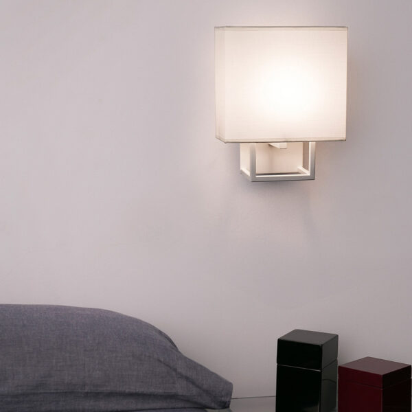 VESPER WHITE WALL LAMP 1 X E14 20W                FARO – 29980