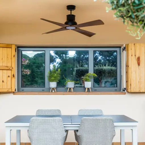 Faro Barcelona Winche Ανεμιστήρας Οροφής Μαύρο/ Καφέ με Τηλεχειριστήριο IP44- 33481