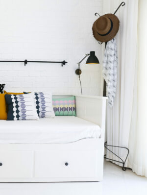 CELIA MATT BLACK WALL LAMP 1 X E14 FARO – 40070