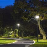 Ηλιακό Φωτιστικό για κολώνα Κήπου LED 10W 6500K Μαύρου Χρώματος με Αισθητήρα RF και Χειριστήριο IP65 V-TAC – 5153
