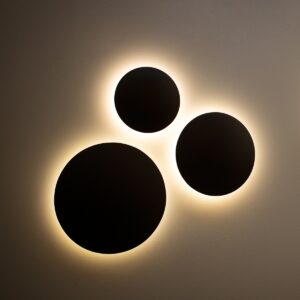 GloboStar® HELIO-R 60493 Φωτιστικό Τοίχου – Απλίκα Αρχιτεκτονικού Φωτισμού Εσωτερικού/Εξωτερικού Χώρου LED 10W 1200lm 120° x 360° AC 220-240V Αδιάβροχο IP65 Φ21 x Π5cm – Φυσικό Λευκό 4500K – Μαύρο – Στρόγγυλο – Bridgelux Chip – 3 Years Warranty