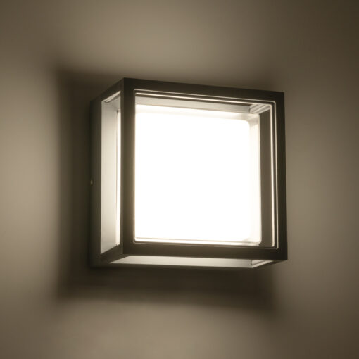 GLOBOSTAR® MAJESTIC 60774 Φωτιστικό Τοίχου – Απλίκα Εσωτερικού/Εξωτερικού Χώρου LED 10W 1050lm 120° AC175-265V Αδιάβροχο IP65 – Πλαστικό Σώμα – Φυσικό λευκό 4500K – Μ17 x Π17 x Υ9cm – Γκρι – Bridgelux Chip – 3 Χρόνια Εγγύηση