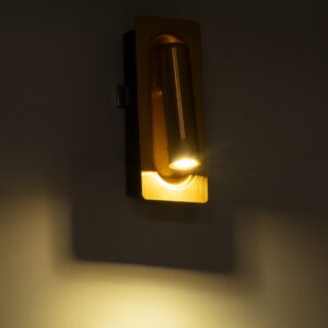 GloboStar® MANHATTAN 61100 Μοντέρνο Χωνευτό Φωτιστικό Τοίχου – Απλίκα Ξενοδοχείου Bed Side LED 3W 405lm 36° AC 220-240V – Reading Light – Μ7 x Π7 x Υ17cm – Φυσικό Λευκό 4500K – Χρυσό Βούρτσας
