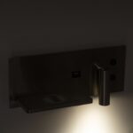 GloboStar® PALADIN 61355 Μοντέρνο Φωτιστικό Τοίχου – Απλίκα Ξενοδοχείου Bed Side LED 6W 720lm 36° AC 220-240V – Reading Light & Κρυφός Φωτισμός – Φορτιστές USB 3A & Wireless 20W – Μ30 x Π11 x Υ12cm – Φυσικό Λευκό 4500K – Νίκελ Βούρτσας – Αριστερό