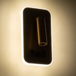 GloboStar® LADY-O 61366 Μοντέρνο Φωτιστικό Τοίχου – Απλίκα Ξενοδοχείου Bed Side LED 10W 1000lm 36° & 360° AC 220-240V – Reading Light & 360° Κρυφός Φωτισμός – Φορτιστής USB 3A – Μ10.5 x Π10 x Υ18.5cm – Φυσικό Λευκό 4500K – Χρυσό Βούρτσας