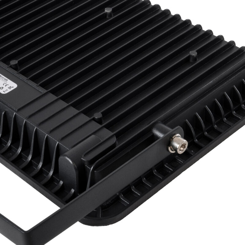 GloboStar® ATLAS 61430 Επαγγελματικός Προβολέας LED 150W 17250lm 120° AC 220-240V – Αδιάβροχος IP67 – Μ32 x Π4 x Υ23cm – Μαύρο – Θερμό Λευκό 2700K – LUMILEDS Chips – TÜV Rheinland Certified – 5 Years Warranty