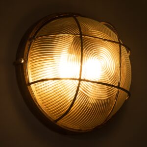 GloboStar® BOATLIGHT 61590 Vintage Industrial Φωτιστικό Τοίχου – Απλίκα – Καραβοχελώνα Εξωτερικού Χώρου Δίφωτο 2 x E27 AC220-240V Αδιάβροχο IP65 – Σώμα Αλουμινίου & Tempered Glass – Φ24 x Υ11cm – Αντικέ Μπρονζέ – Στρόγγυλο – 5 Years Warranty
