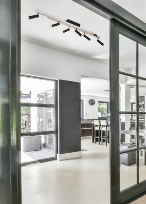 Φωτιστικό Οροφής Zeno Πτυσόμενο Βουρτσιμένο Αλουμίνιο με 6x650lm LED Spot Μαύρα & Γραμμικό 2200lm CCT Dimmable με Τηλεχειριστήριο Trio Lighting – 648310705