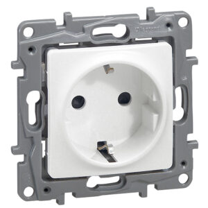 Πρίζα 2Π+Γ Σούκο Ασφαλείας με Αυτόματους Ακροδέκτες Λευκή Legrand Niloe – 664531