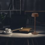 LED Επαναφορτιζόμενο Πορτατιφ 2W 3000Κ με Καφέ Σώμα  Dimmable  IP54 V-TAC – 6821