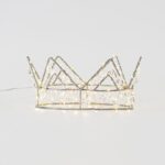 ΦΩΤΙΖΟΜΕΝΗ ΚΟΡΩΝΑ 21Χ9  ΜΕ ΚΡΥΣΤΑΛΛΑΚΙΑ, 70 MINI LED, ΜΠΑΤΑΡΙΑΣ, ΜΕ ΧΡΟΝΟΔΙΑΚΟΠΤΗ, ΑΣΗΜΙ ΧΑΛΚINO ΚΑΛΩΔΙΟ, ΘΕΡΜΟ ΛΕΥΚΟ LED, ΠΡΟΕΚΤΑΣΗ ΠΑΡΟΧΗΣ 50cm, IP20 EUROLAMP – 600-22482