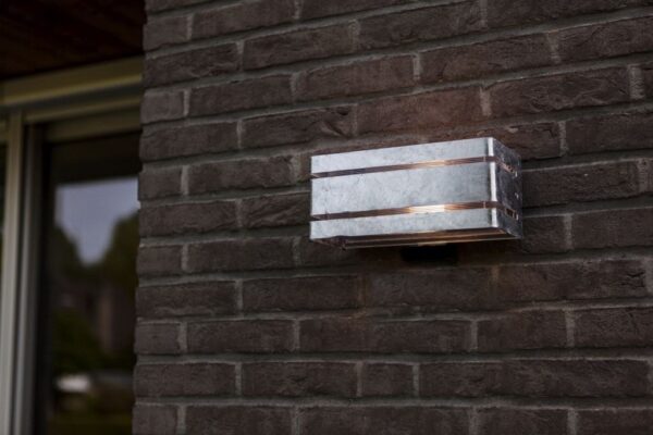 Lutec Vidar Επιτοίχιο Φωτιστικό Εξωτερικού Χώρου 1xE27 Γαλβανιζέ  IP54 – 5011602461