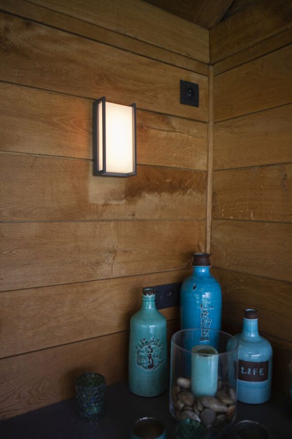 Lutec Qubo Επιτοίχιο Φωτιστικό Εξωτερικού Χώρου με Απομακρυσμένη Λειτουργία Connect Σκούρο Γκρι Χρώμα LED 1200lm 2700-6500K&RGB IP54 – 5193004118