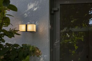 Lutec Cuba Επιτοίχιο Φωτιστικό Εξωτερικού Χώρου Led Μαύρου Χρώματος Περιστρεφόμενο LED 1000lm 3000K IP54 – 5193801012