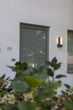 Lutec Cuba Επιτοίχιο Φωτιστικό Εξωτερικού Χώρου Led Με Camera Με Ανιχνευτή Κίνησης Σκούρο Γκρι Connect LED Dimmable 1000lm 2700-6500K IP44 – 5193812118