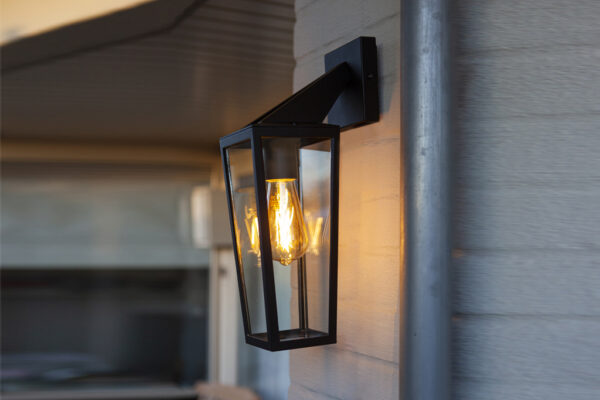 Lutec Pine Επιτοίχιο Φωτιστικό Εξωτερικού Χώρου  Down 1xE27 Μαύρου Χρώματος IP44 – 5296602012