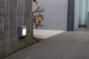 Lutec Helena Square Frame Εξωτερικού Χώρου Led Φωτιστικό Τοίχου/Recess   Μαύρο LED   200 lm IP54 3000K – 6402105012