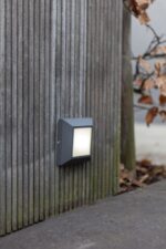 Lutec Helena Square Frame Εξωτερικού Χώρου Led Φωτιστικό Τοίχου/Recess   Μαύρο LED   200 lm IP54 3000K – 6402105012