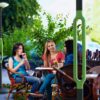 Lutec Poppy Ηλιακό Φωτιστικό Δαπέδου Φορητό Με Bluetooth Με ανιχνευτή κίνησης Σκούρο Γκρι Χρώμα LED 500lm 3000K IP54 – 6910802335