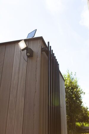 Lutec Sunshine Ηλιακό Led Small Version Τοίχου Με Ανιχνευτή Κίνησης Σκούρο Γκρι Plus Ηλιακό LED 500lm 5000K IP54 – 6925701345