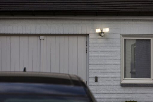 Lutec Libra Επιτοίχιο Φωτιστικό Εξωτερικού Χώρου Led Φωτιστικό Τοίχου Camera Με Ανιχνευτή Κίνησης Λευκό Connect LED Dimmable 3000lm 5000K IP44 – 7632406053