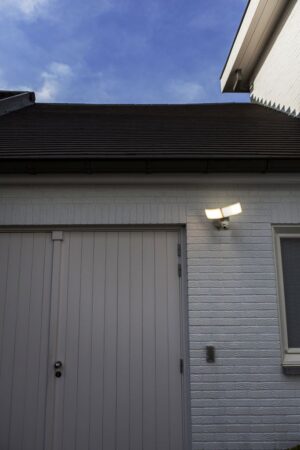 Lutec Libra Επιτοίχιο Φωτιστικό Εξωτερικού Χώρου Led Φωτιστικό Τοίχου Camera Με Ανιχνευτή Κίνησης Λευκό Connect LED Dimmable 3000lm 5000K IP44 – 7632406053