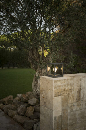 Φωτιστικό Κολωνάκι NALA Σκούρο Γκρι 1xE27 IP54 FARO – 70772