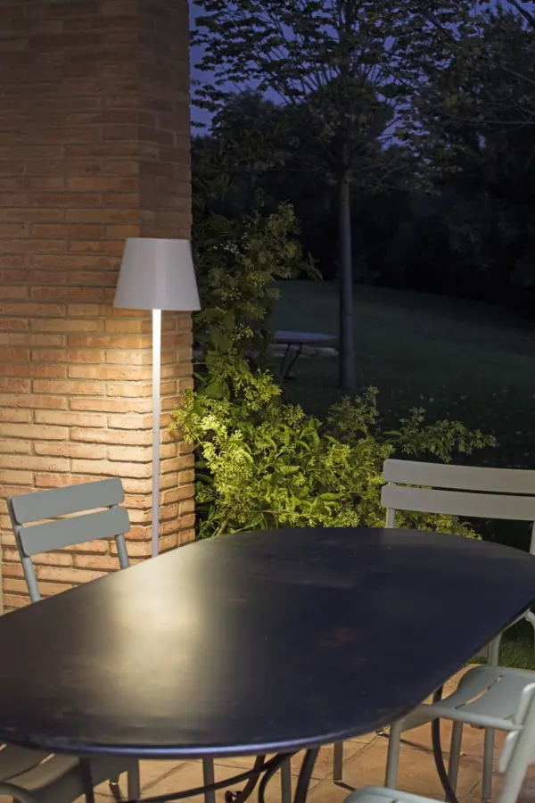 Faro Barcelona Φωτιστικό Δαπέδου Toc Λευκό LED 4.5W 3000K – 70786