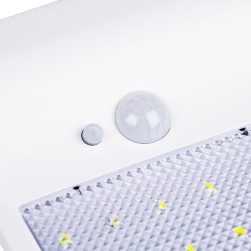 GloboStar® 71467 Αυτόνομο Ηλιακό Φωτιστικό Τοίχου Λευκό LED SMD 4W 550lm με Ενσωματωμένη Μπαταρία 2200mAh – Φωτοβολταϊκό Πάνελ – Βάση Στήριξης – Αισθητήρα Ημέρας-Νύχτας PIR Αισθητήρα Κίνησης Αδιάβροχο IP65 Ψυχρό Λευκό 6000K