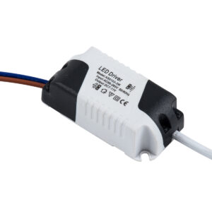 GloboStar® 73075 Πλαστικό Τροφοδοτικό SELV για Προϊόντα LED 3W – AC 220-240V σε DC 7-11V – IP20 L6 x W3 x H2cm – 3 Χρόνια Εγγύηση