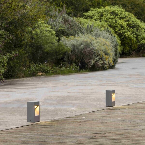 CAST BEACON LAMP DARK GREY CONCRETE H300MM 10W LED 3000Κ FARO – 74155