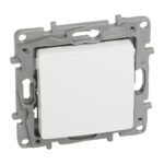 Διακόπτης Απλός Λευκός Legrand Niloe – 764500