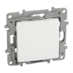 Μπουτόν Φωτεινό 230V Λευκό Legrand Niloe – 764522