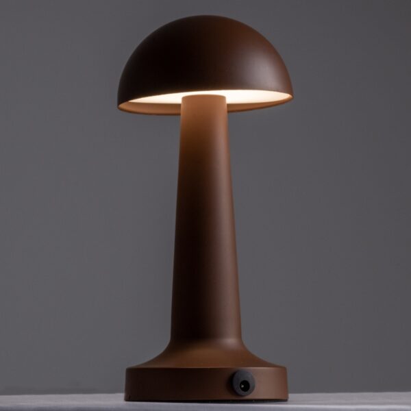 GloboStar® COCO 76513 Μοντέρνο Επιτραπέζιο Φωτιστικό Πορτατίφ LED 1.5W 105lm 120° DC 5V Επαναφορτιζόμενο με Μπαταρία Li-ion 1800mAh – Διακόπτη Αφής με 3 Εντάσεις Φωτισμού Θερμό Λευκό 2700K Dimmable – Φ10 x 22cm – Σκούρο Καφέ