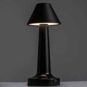 GloboStar® MOLLY 76515 Μοντέρνο Επιτραπέζιο Φωτιστικό Πορτατίφ LED 1.5W 105lm 120° DC 5V Επαναφορτιζόμενο με Μπαταρία Li-ion 1800mAh – Διακόπτη Αφής με 3 Εντάσεις Φωτισμού Θερμό Λευκό 2700K Dimmable – Φ10 x 23cm – Μαύρο